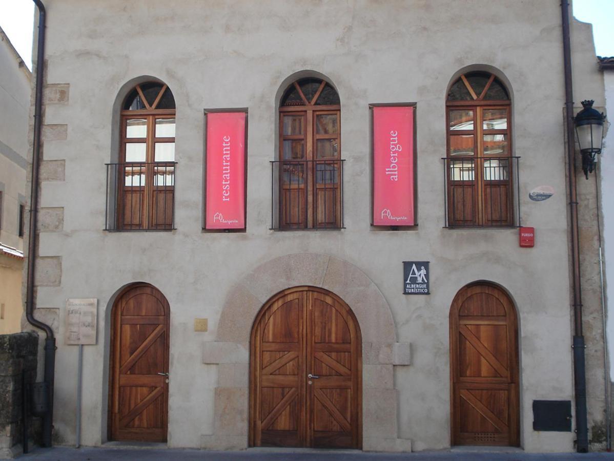 Alberjerte Hostel El Torno Kültér fotó
